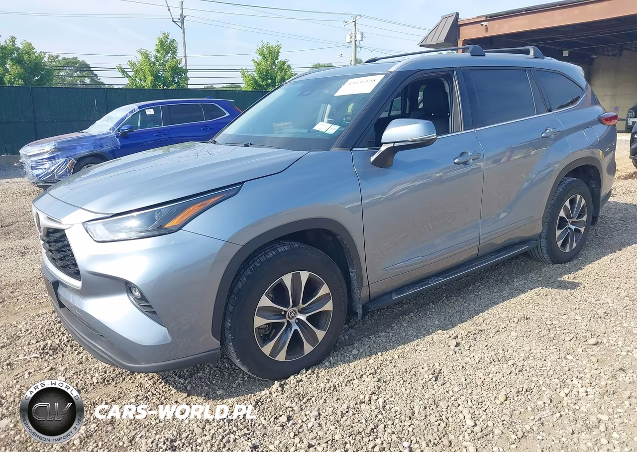 2022 Toyota Highlander Xle VIN:5TDHZRBH3NS244634 - 2