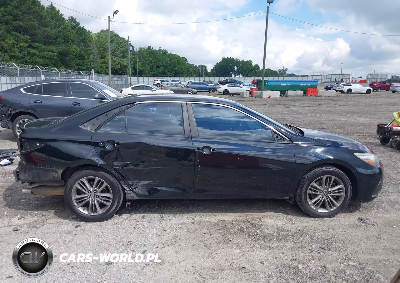 2015 Toyota Camry Se VIN:4T1BF1FK9FU980203 - 14