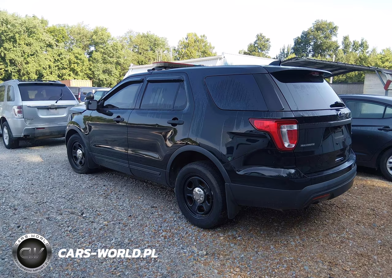 2017 Ford Utility Police Interceptor VIN:1FM5K8AR9HGA36831 - 3