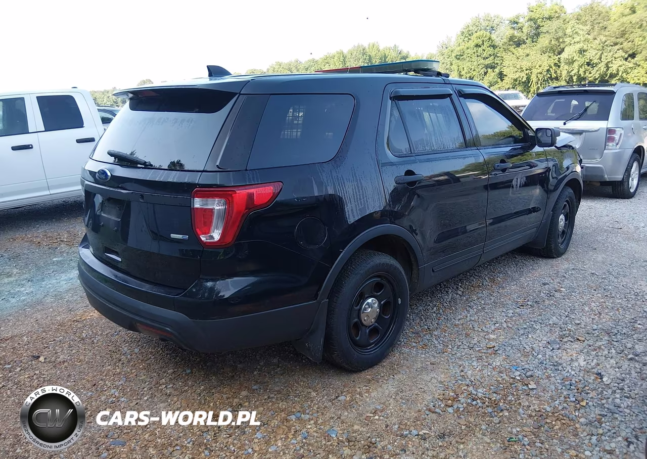 2017 Ford Utility Police Interceptor VIN:1FM5K8AR9HGA36831 - 4