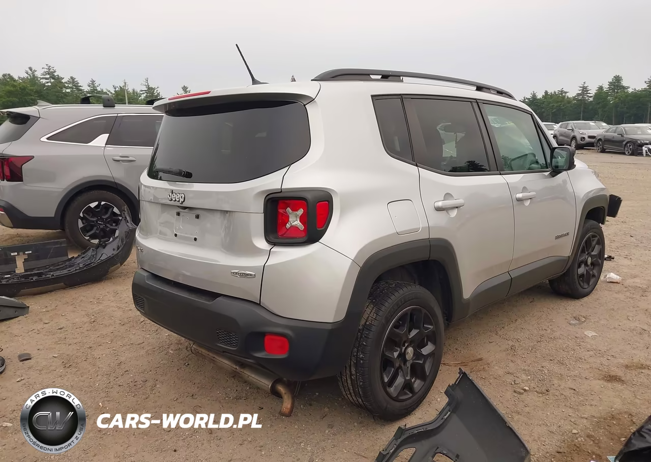 2015 Jeep Renegade Latitude VIN:ZACCJBBT0FPB92763 - 4
