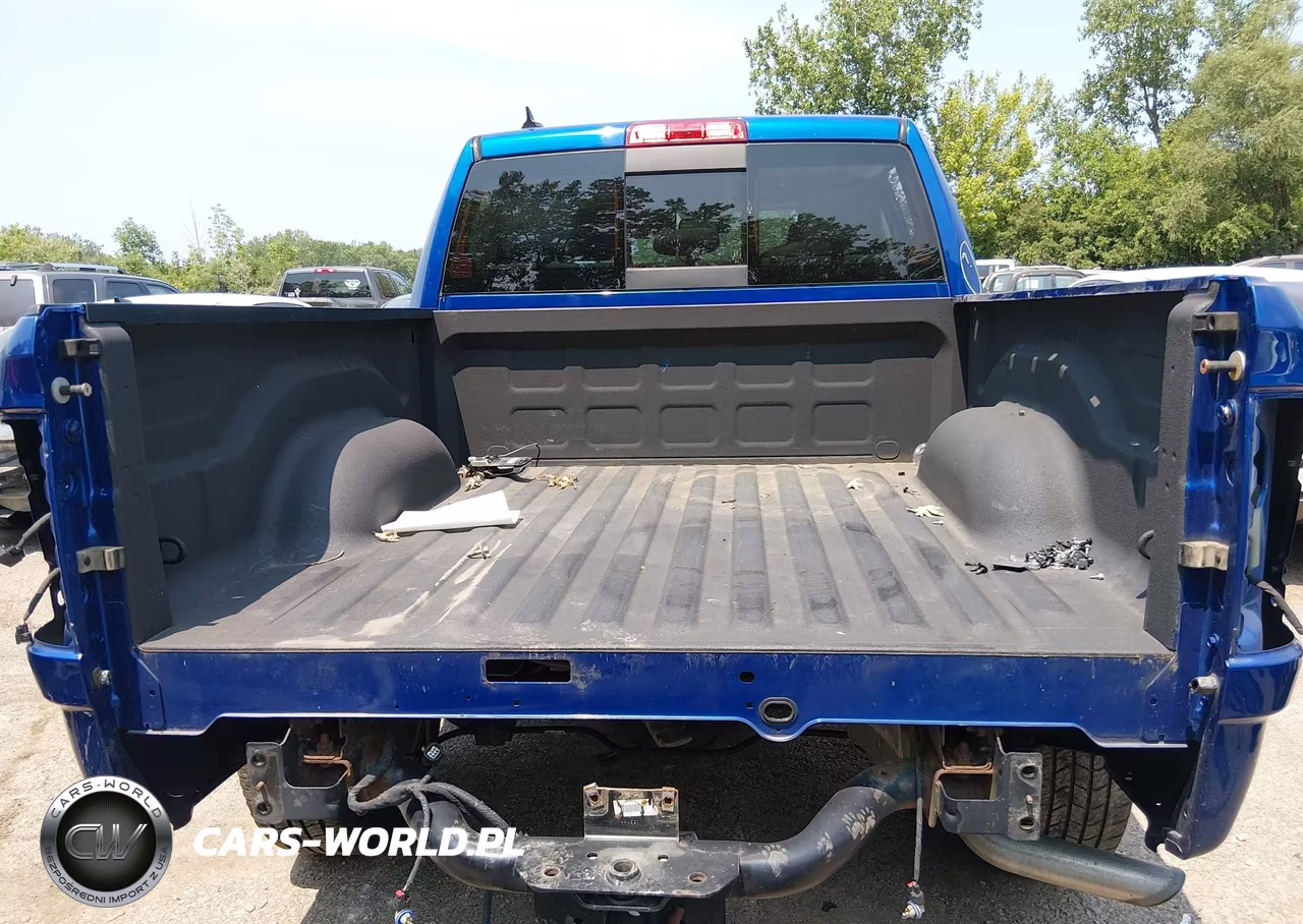 2017 Ram 1500 VIN:1C6RR7LG4HS530932 - 17