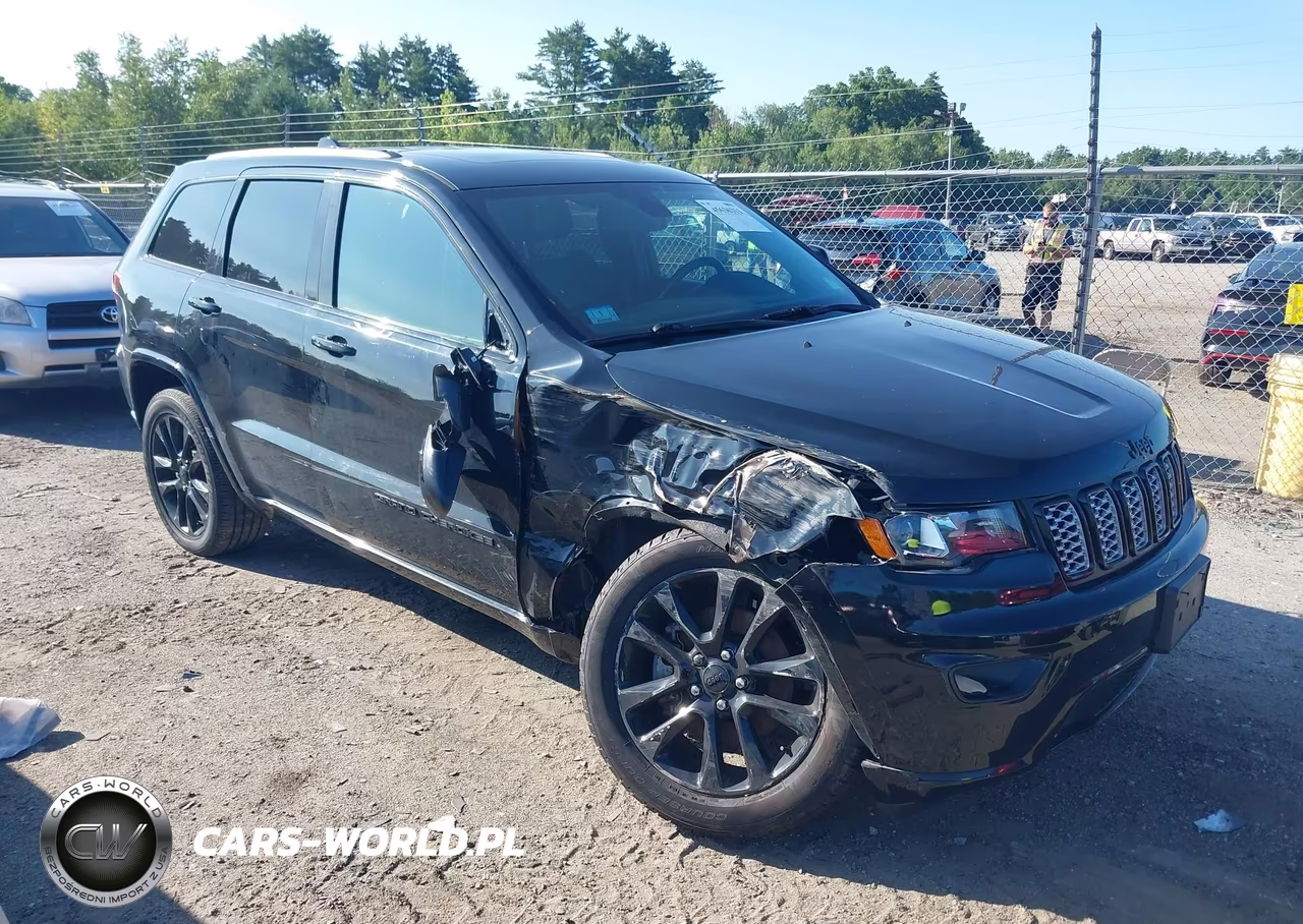 2021 Jeep Grand Cherokee Laredo X 4X4 – zdjęcie 1 z 16