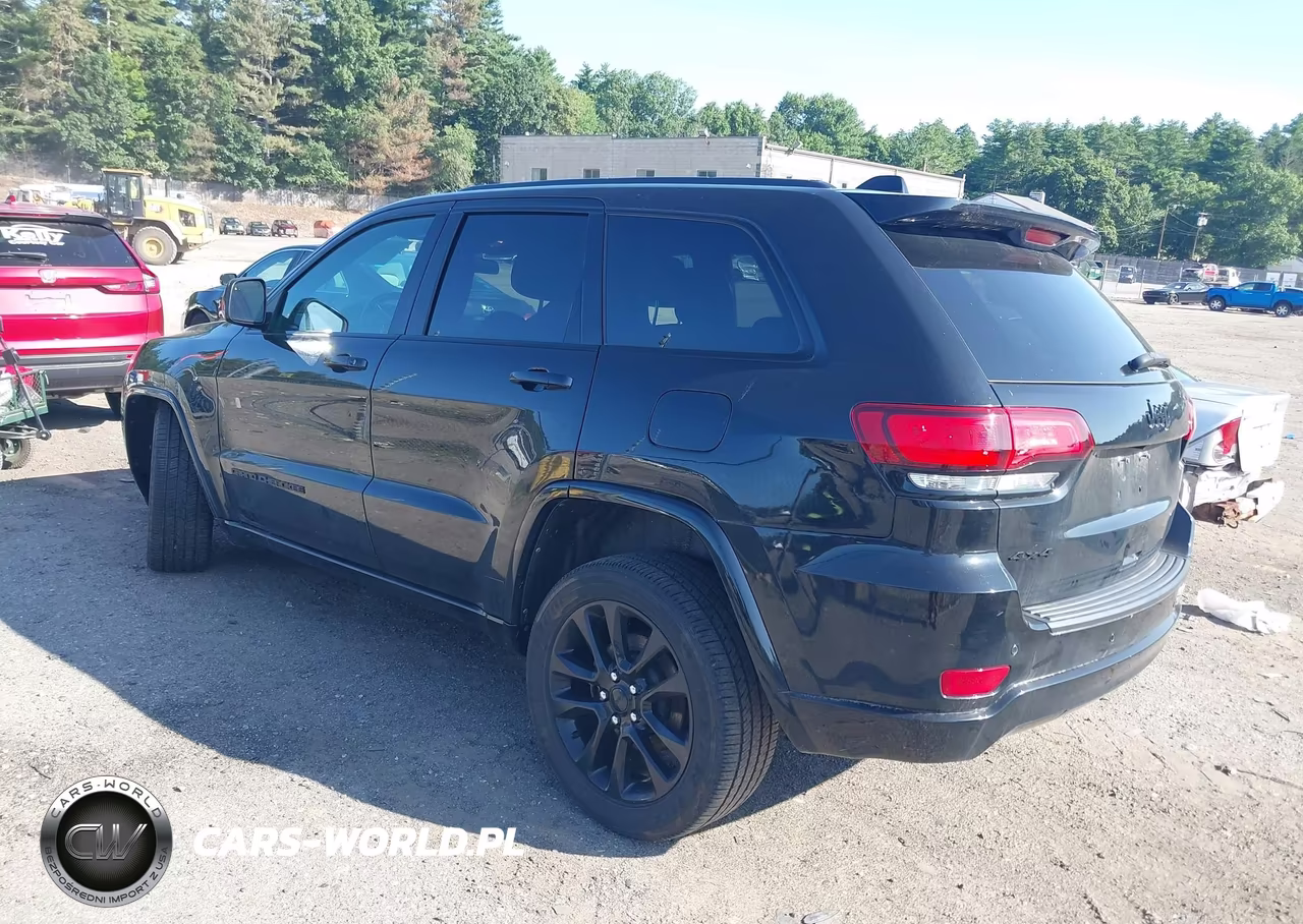 2021 Jeep Grand Cherokee Laredo X 4X4 VIN:1C4RJFAG6MC701777 - 3