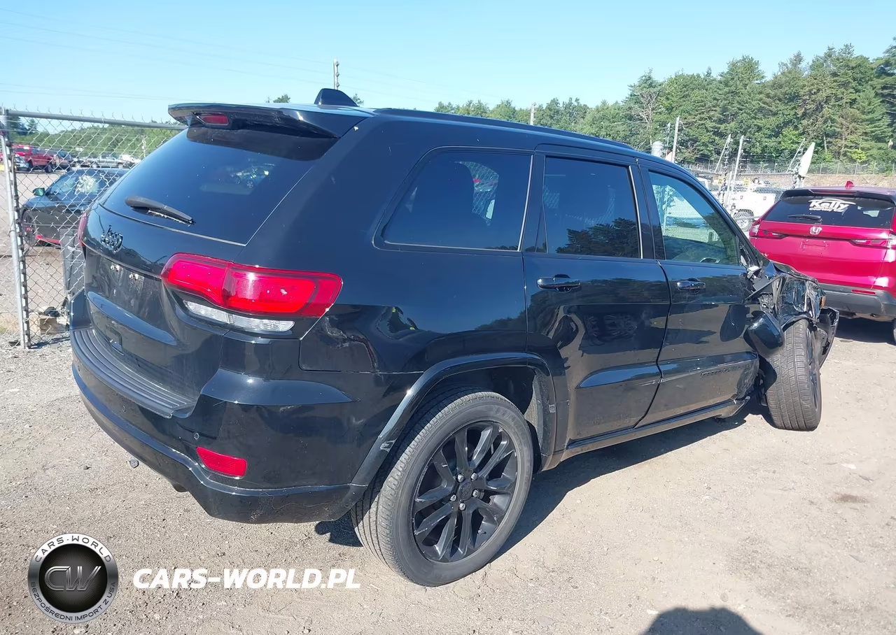 2021 Jeep Grand Cherokee Laredo X 4X4 VIN:1C4RJFAG6MC701777 - 4