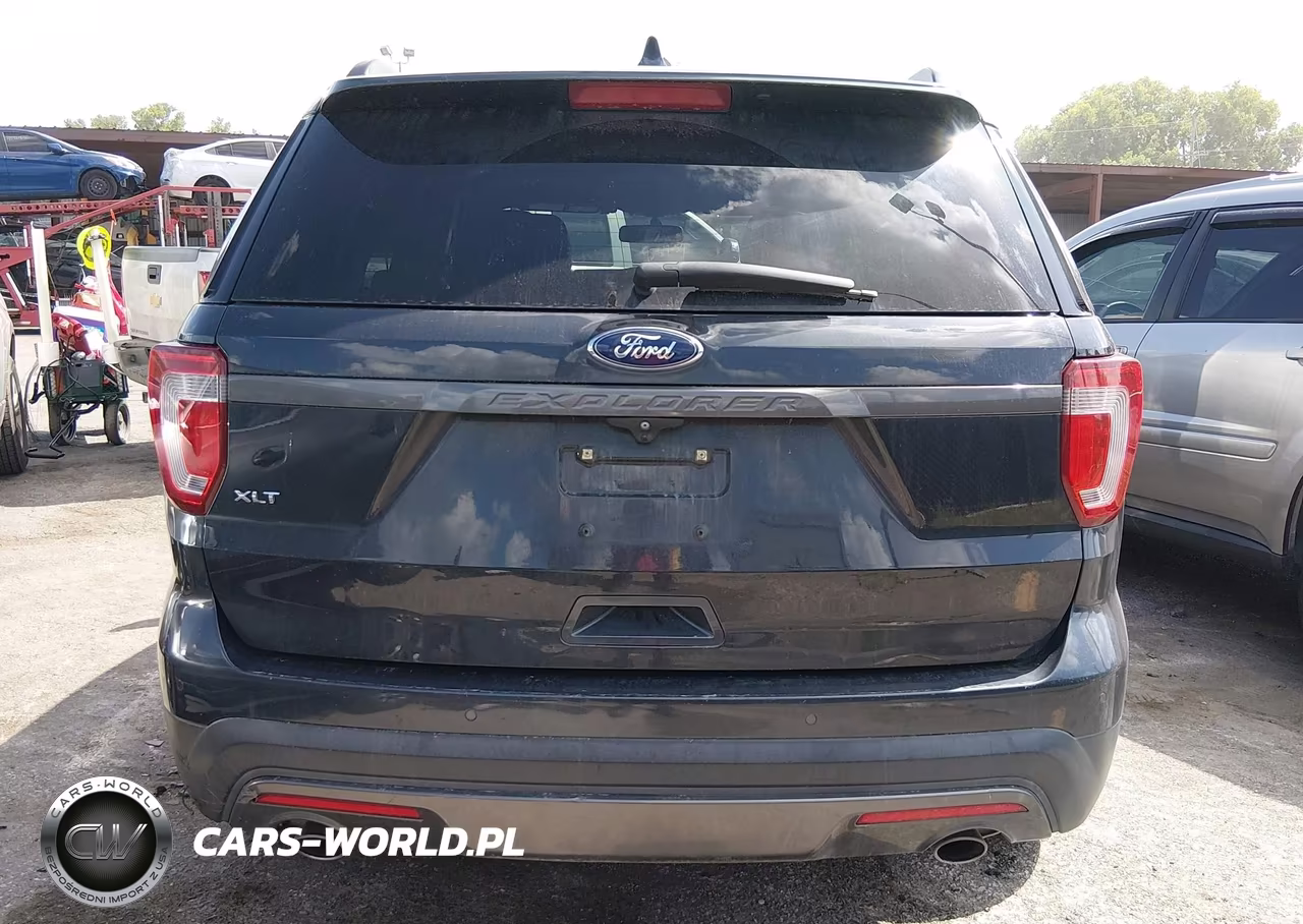 2017 Ford Explorer Xlt VIN:1FM5K7D85HGC21665 - 16