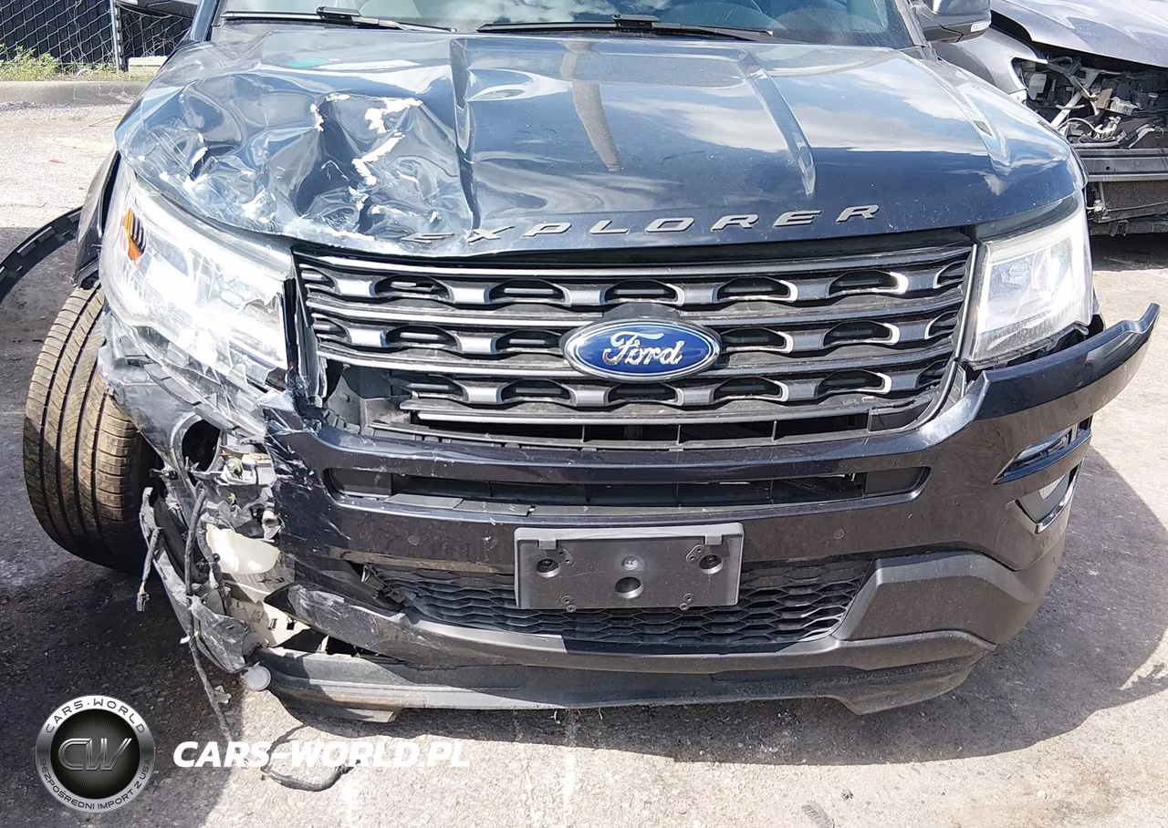 2017 Ford Explorer Xlt VIN:1FM5K7D85HGC21665 - 6
