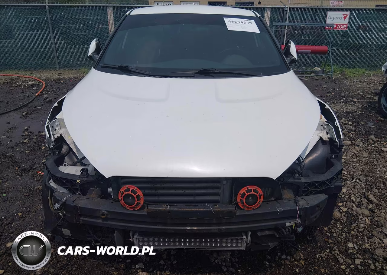 2016 Hyundai Veloster Turbo R-Spec VIN:KMHTC6AE5GU279557 - 6