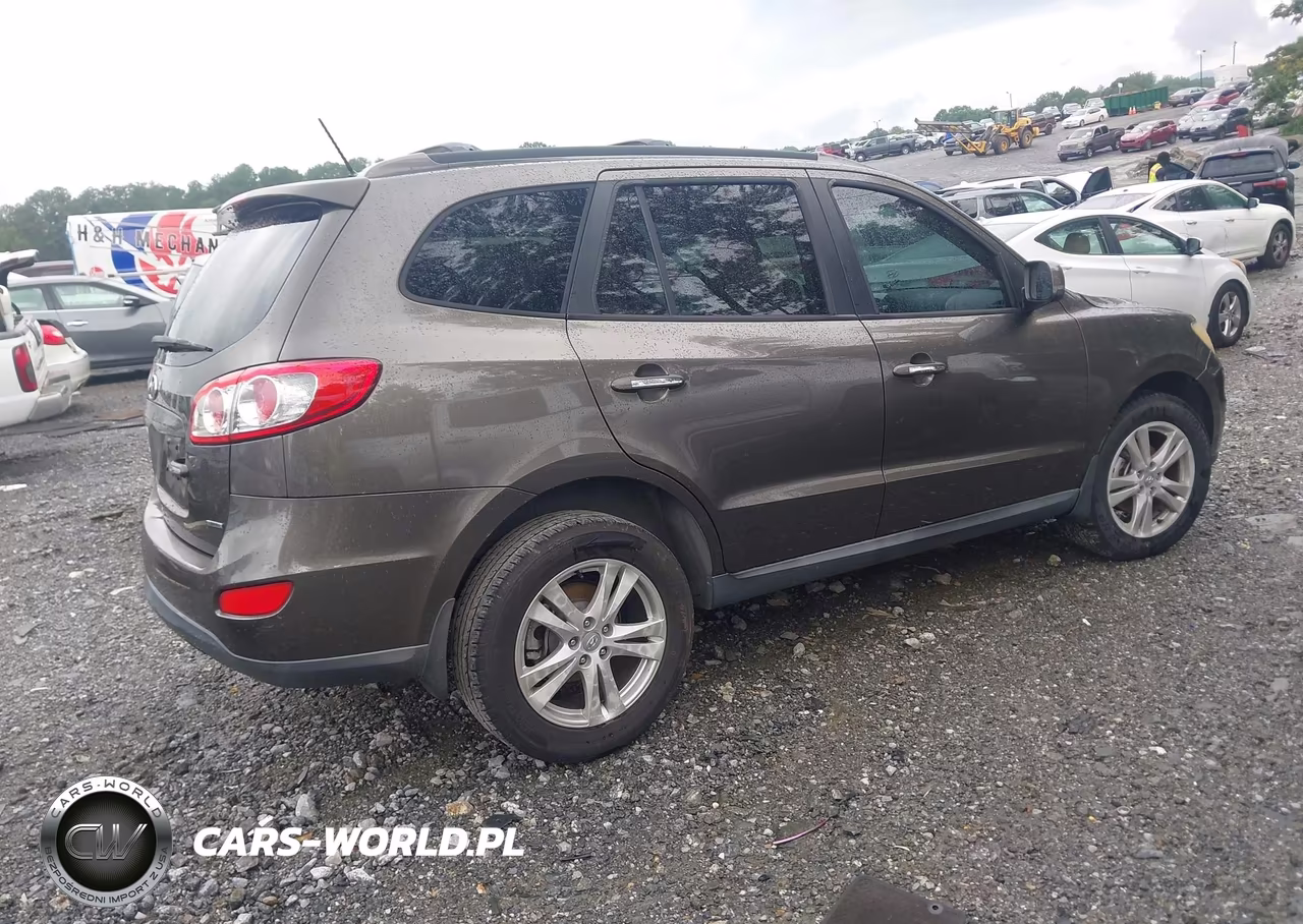 2012 Hyundai Santa Fe Limited V6 VIN:5XYZK4AGXCG153889 - 4