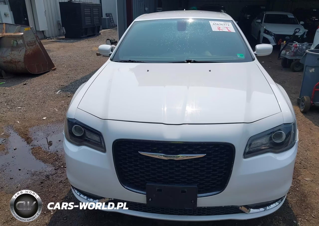 2019 Chrysler 300 VIN:2C3CCABGXKH516129 - 6