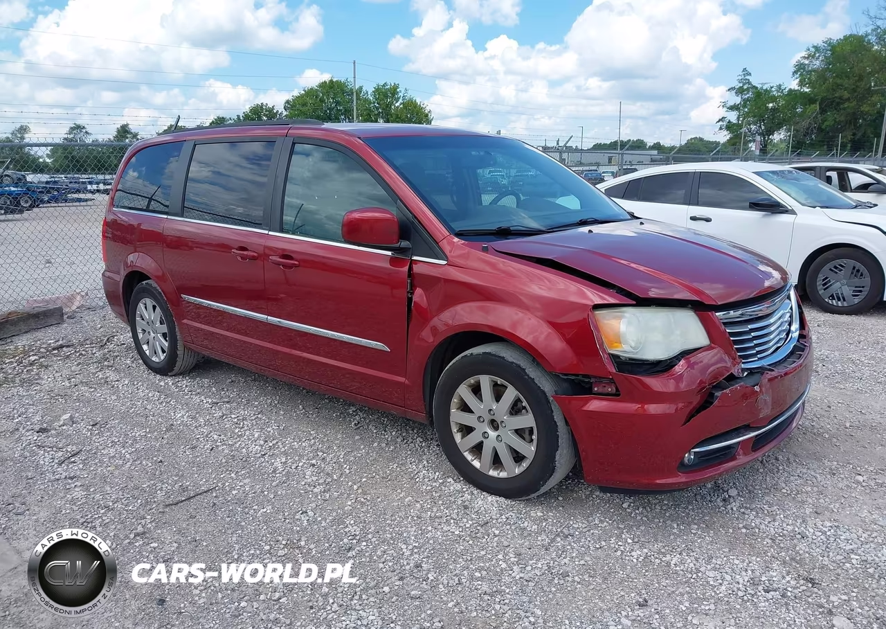 2012 Chrysler Town & Country Touring – zdjęcie 1 z 16