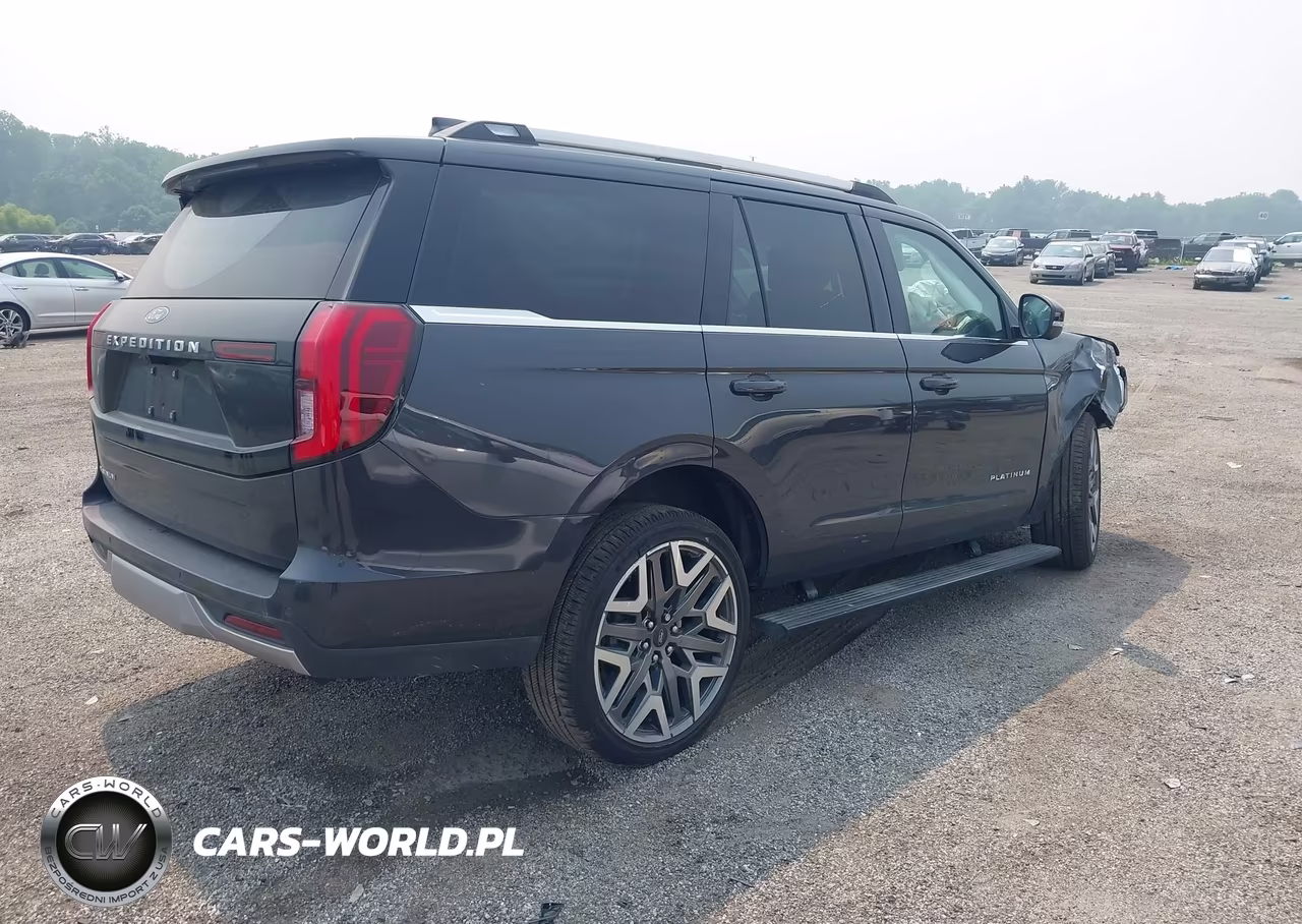 2025 Ford Expedition Platinum VIN:1FMJU1MG1SEA51594 - 4