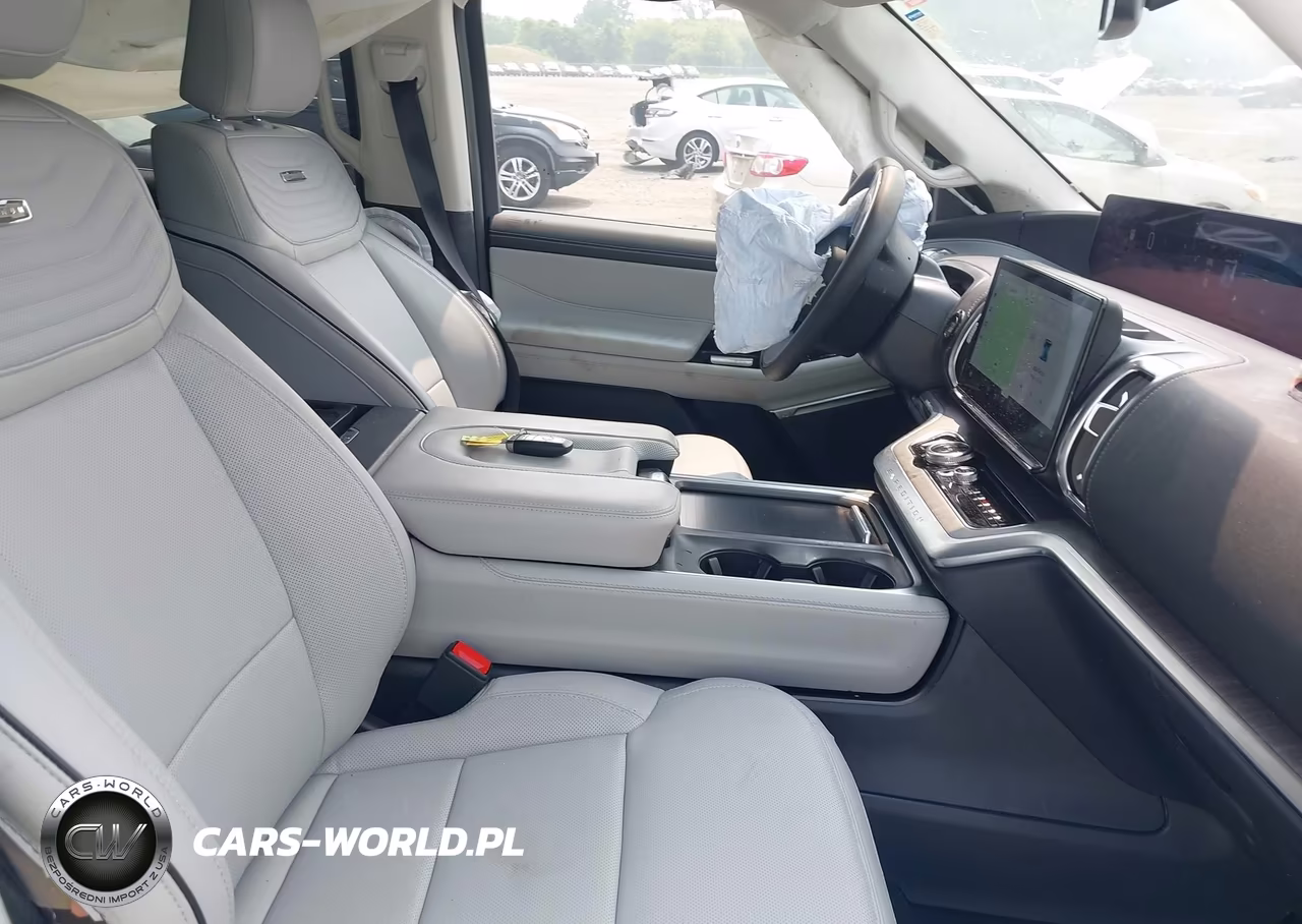 2025 Ford Expedition Platinum VIN:1FMJU1MG1SEA51594 - 5