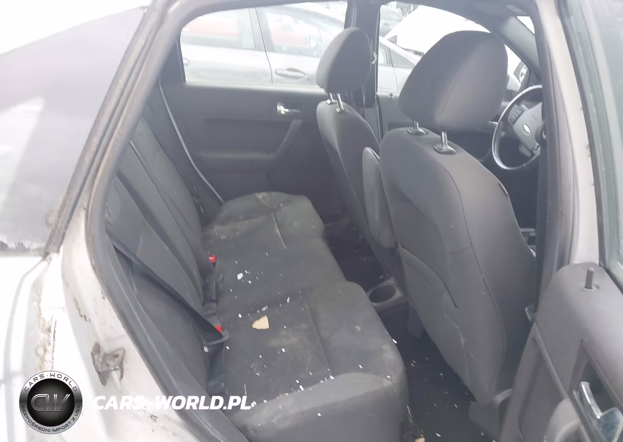 2008 Ford Focus Se-Ses VIN:1FAHP35N58W195256 - 8