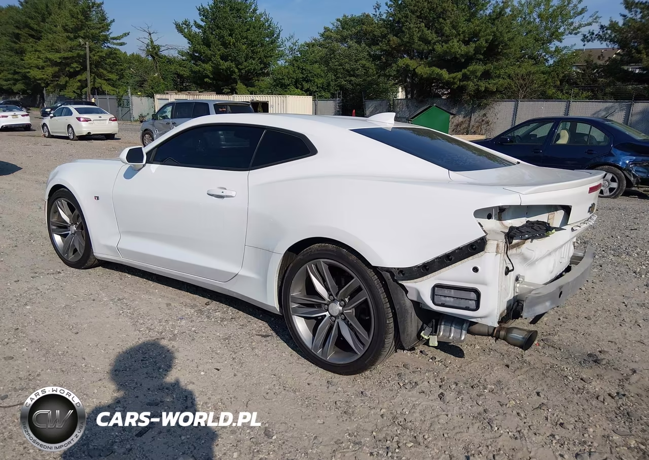 2017 Chevrolet Camaro 1Lt VIN:1G1FB1RX2H0141831 - 3