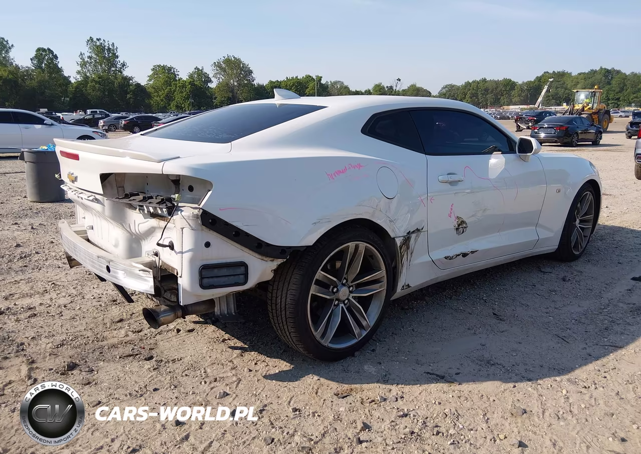 2017 Chevrolet Camaro 1Lt VIN:1G1FB1RX2H0141831 - 4
