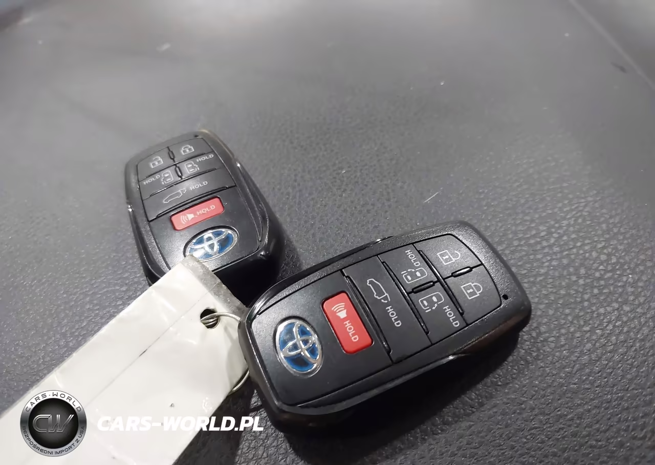 2022 Toyota Sienna Xse VIN:5TDDSKFC9NS065779 - 11