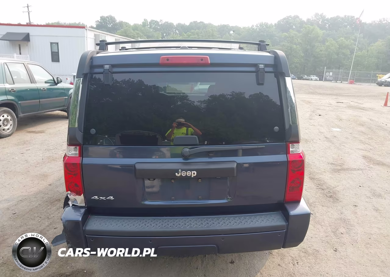 2010 Jeep Commander Sport VIN:1J4RG4GK3AC128194 - 16