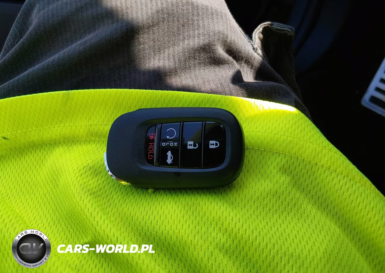 2025 Honda Accord Hybrid Sport-L VIN:1HGCY2F70SA072076 - 11