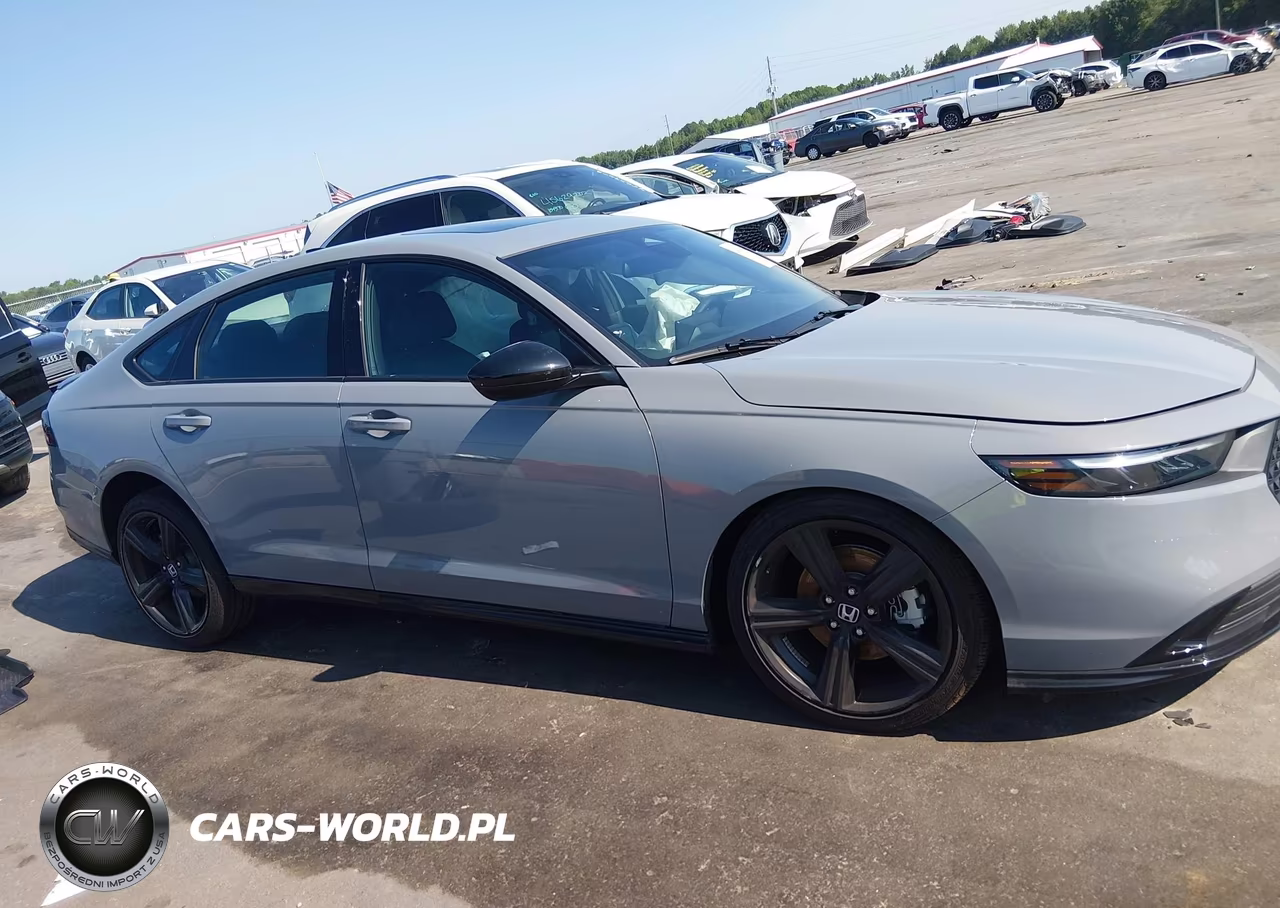 2025 Honda Accord Hybrid Sport-L VIN:1HGCY2F70SA072076 - 14