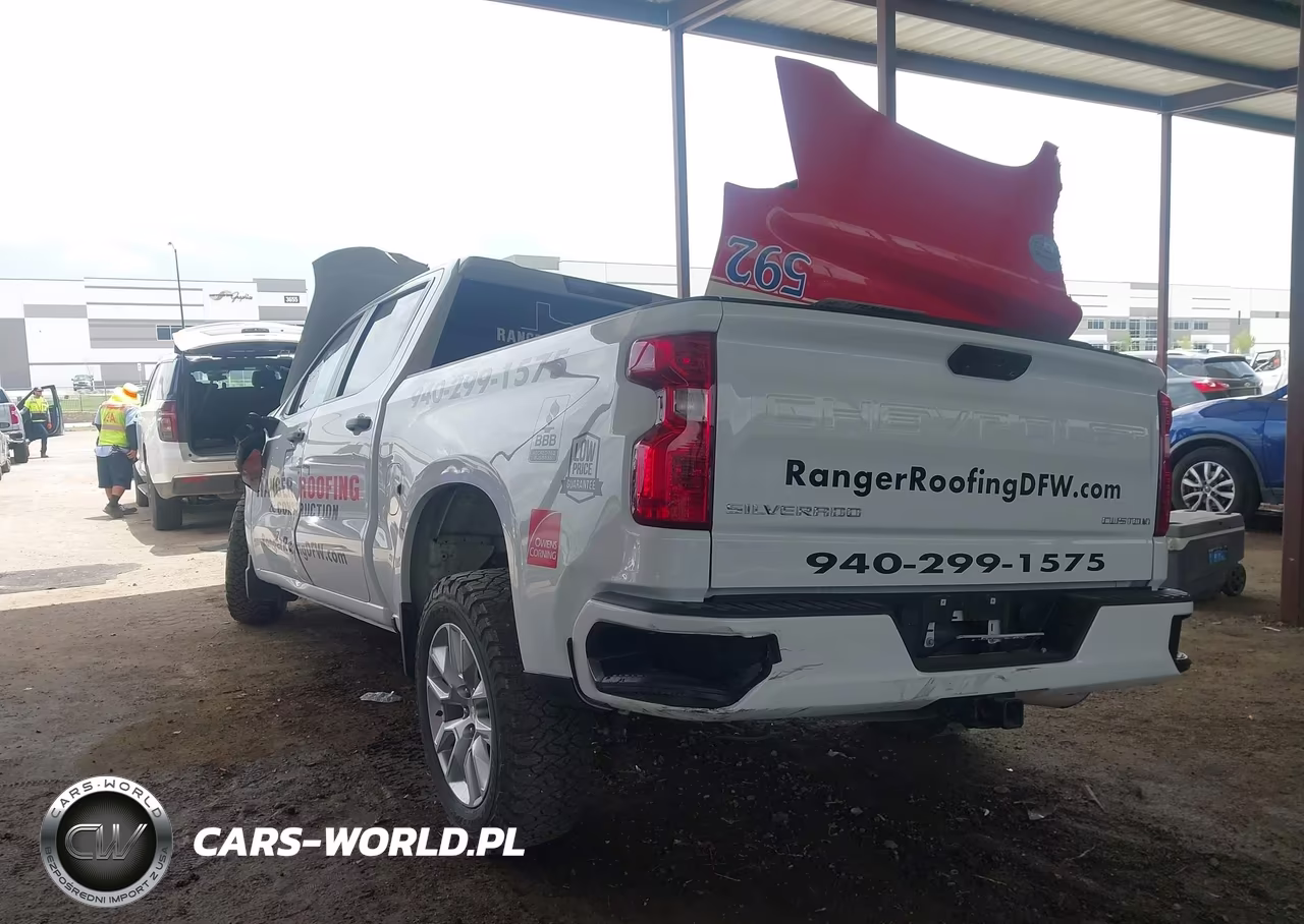 2022 Chevrolet Silverado 1500 2Wd Short Bed Custom VIN:3GCPABEK5NG597375 - 3