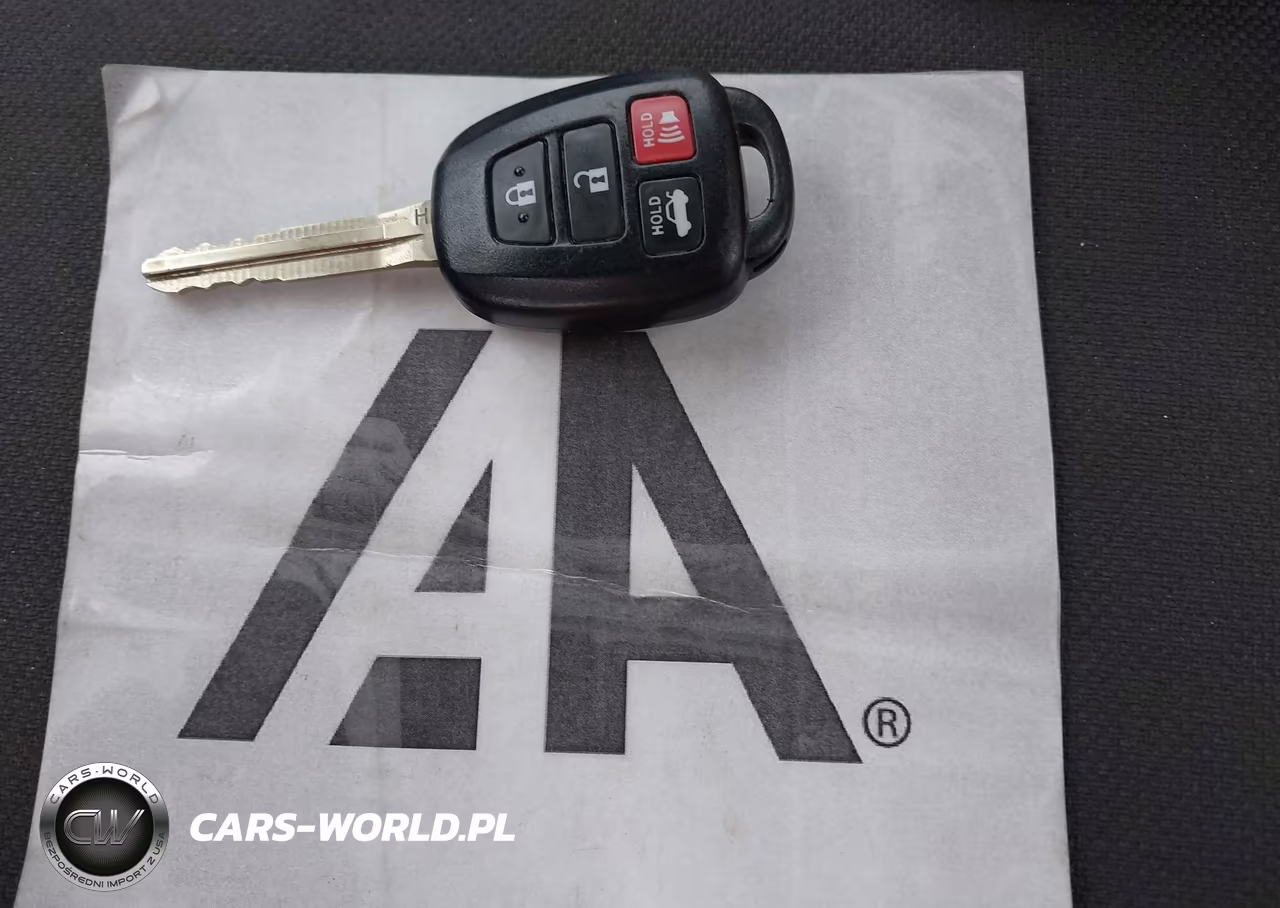 2015 Toyota Corolla Le VIN:2T1BURHE8FC243992 - 11