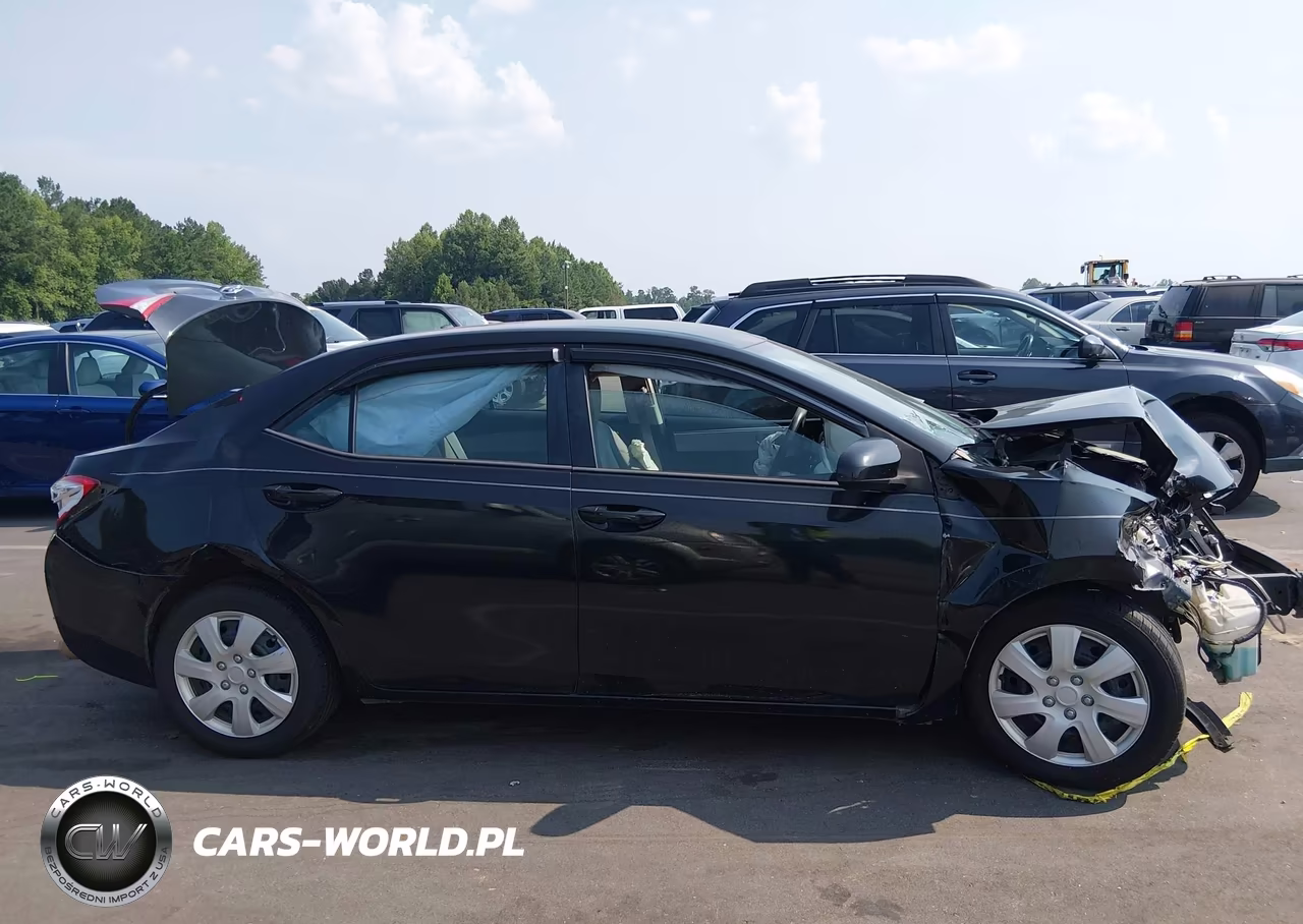2015 Toyota Corolla Le VIN:2T1BURHE8FC243992 - 14