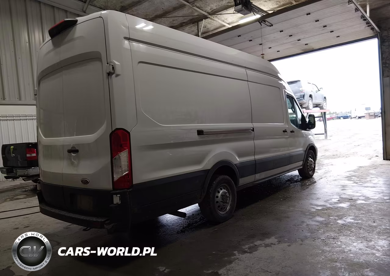 2022 Ford Transit-250 Cargo Van VIN:1FTBR3U86NKA63910 - 4