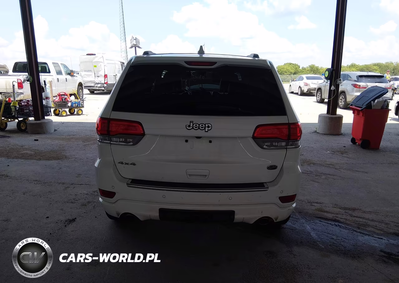 2014 Jeep Grand Cherokee Overland VIN:1C4RJFCG6EC337729 - 17