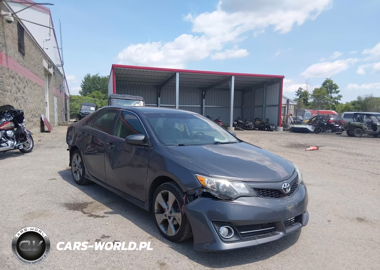 2014 Toyota Camry Se Sport VIN:4T1BF1FK8EU442364 - 6