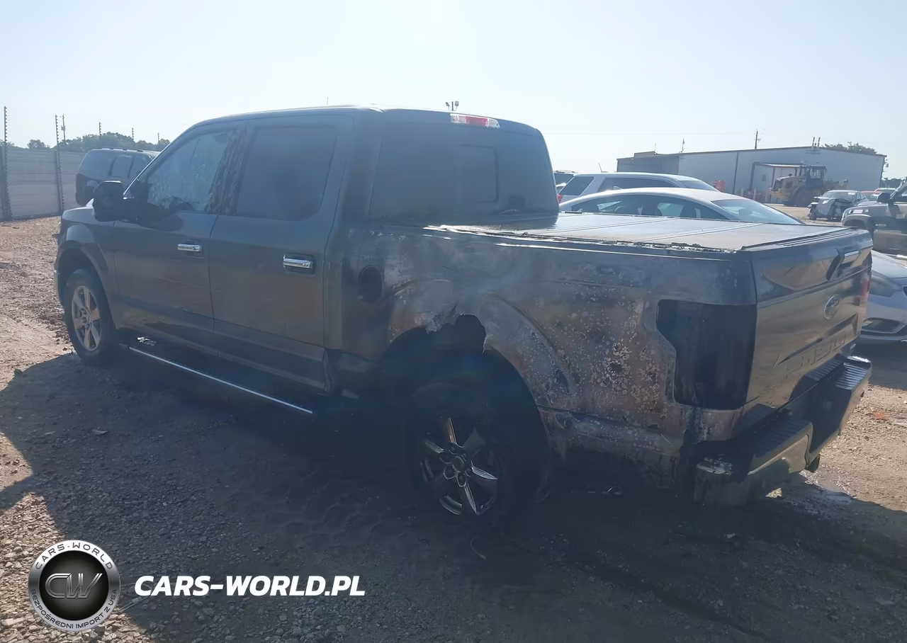 2018 Ford F-150 Xlt VIN:1FTEW1CP9JFC09240 - 3