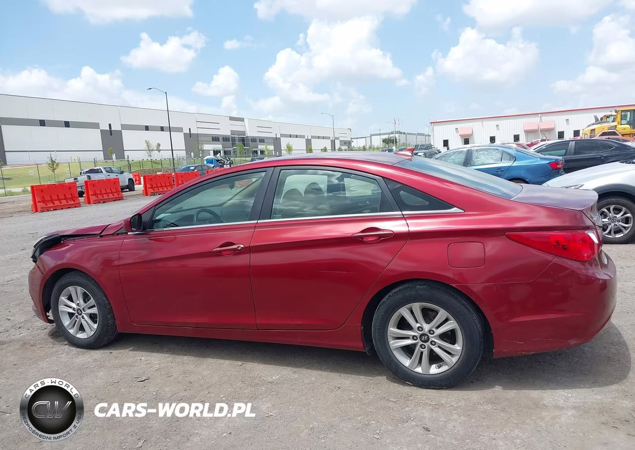 2013 Hyundai Sonata Gls VIN:5NPEB4AC4DH744368 - 14