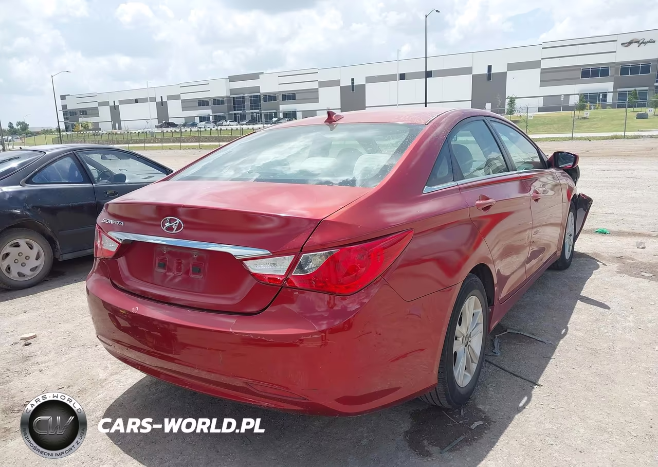 2013 Hyundai Sonata Gls VIN:5NPEB4AC4DH744368 - 4