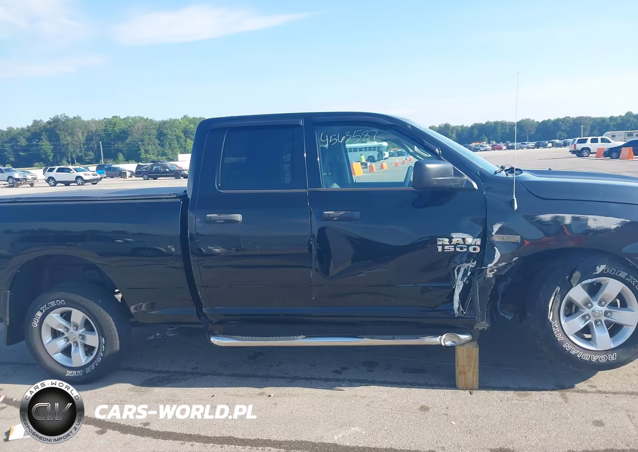 2015 Ram 1500 Tradesman VIN:1C6RR7FMXFS533008 - 13