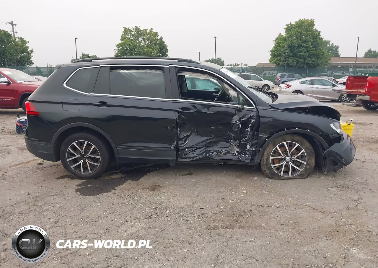 2019 Volkswagen Tiguan 2.0T Se-2.0T Sel-2.0T Sel R-Line-2.0T Sel R-Line Black VIN:3VV2B7AX1KM119975 - 13