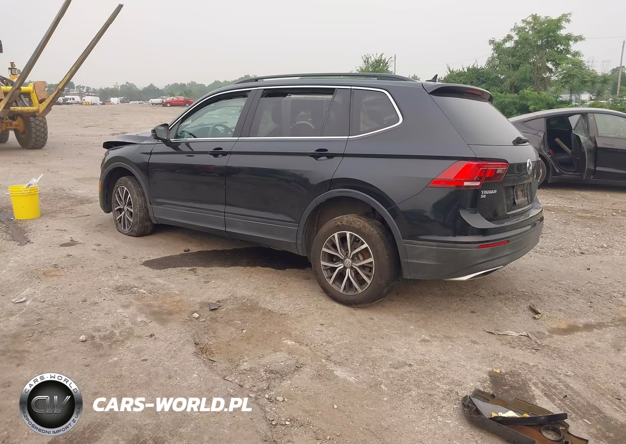 2019 Volkswagen Tiguan 2.0T Se-2.0T Sel-2.0T Sel R-Line-2.0T Sel R-Line Black VIN:3VV2B7AX1KM119975 - 3