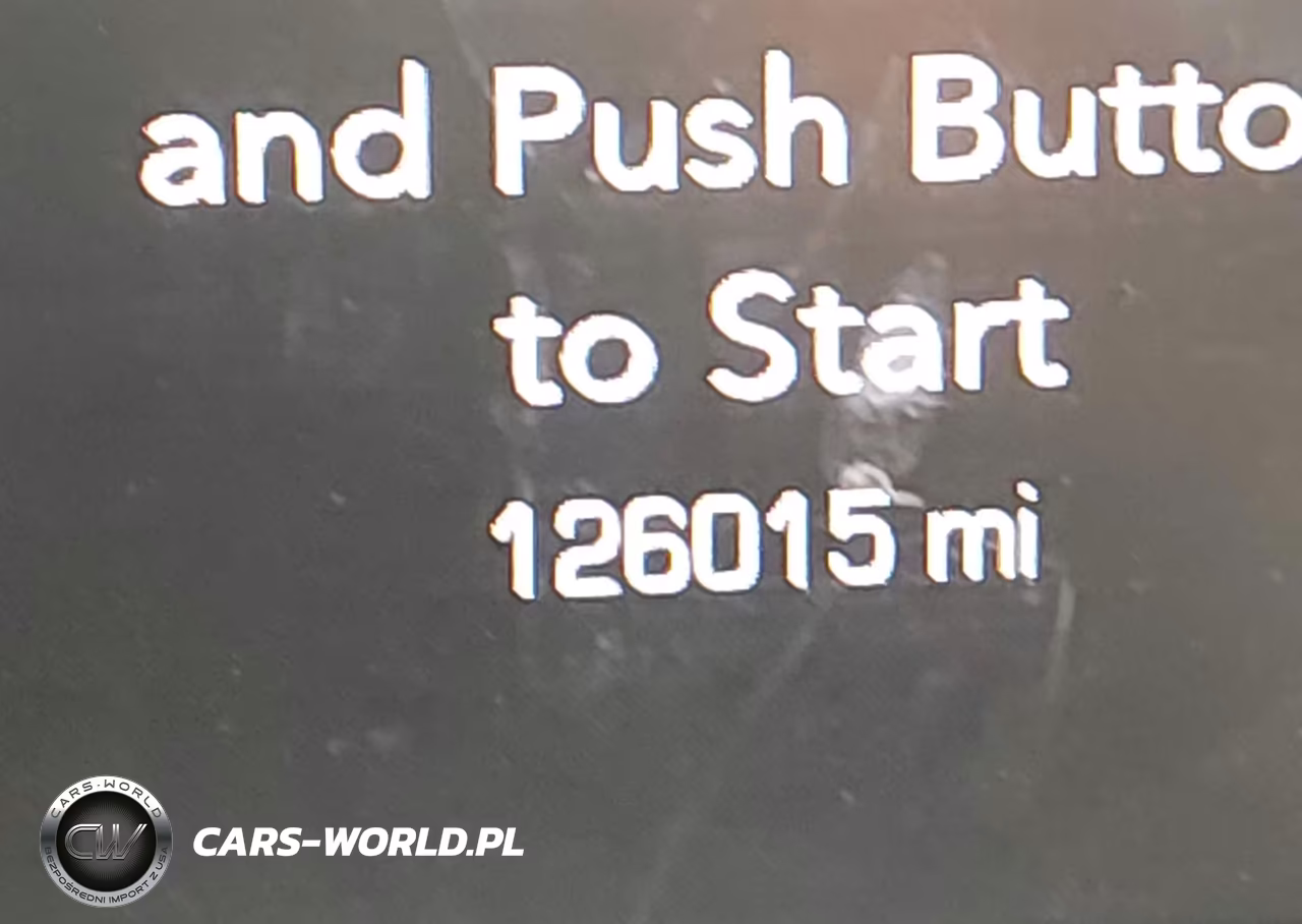 2015 Chrysler 300 Limited VIN:2C3CCAAG3FH872171 - 16