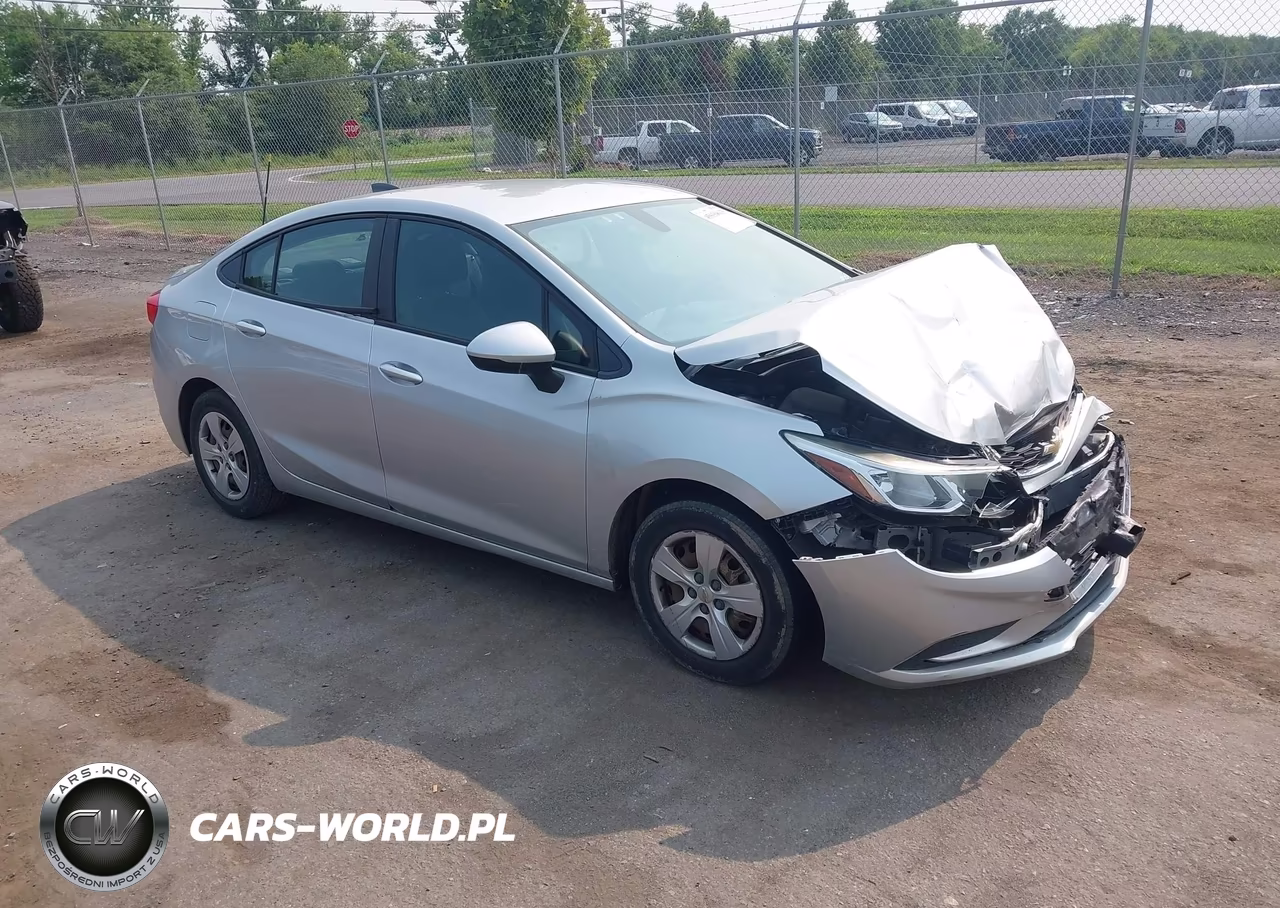 2017 Chevrolet Cruze Ls Auto – zdjęcie 1 z 16