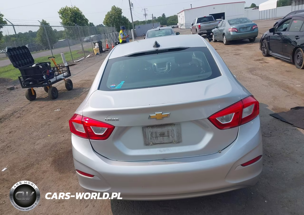 2017 Chevrolet Cruze Ls Auto VIN:3G1BC5SM8HS519825 - 16