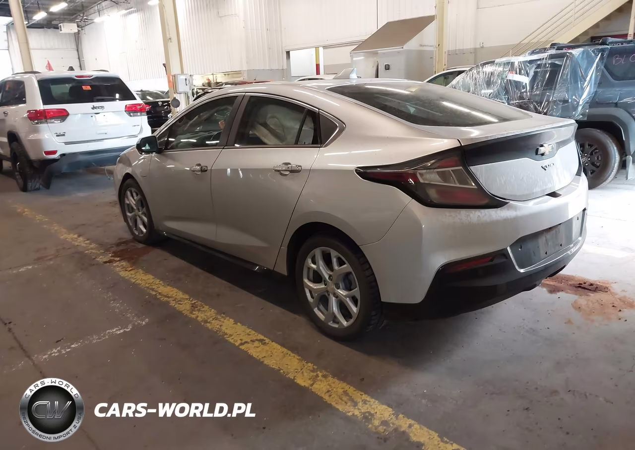 2017 Chevrolet Volt Premier VIN:1G1RD6S5XHU121686 - 3