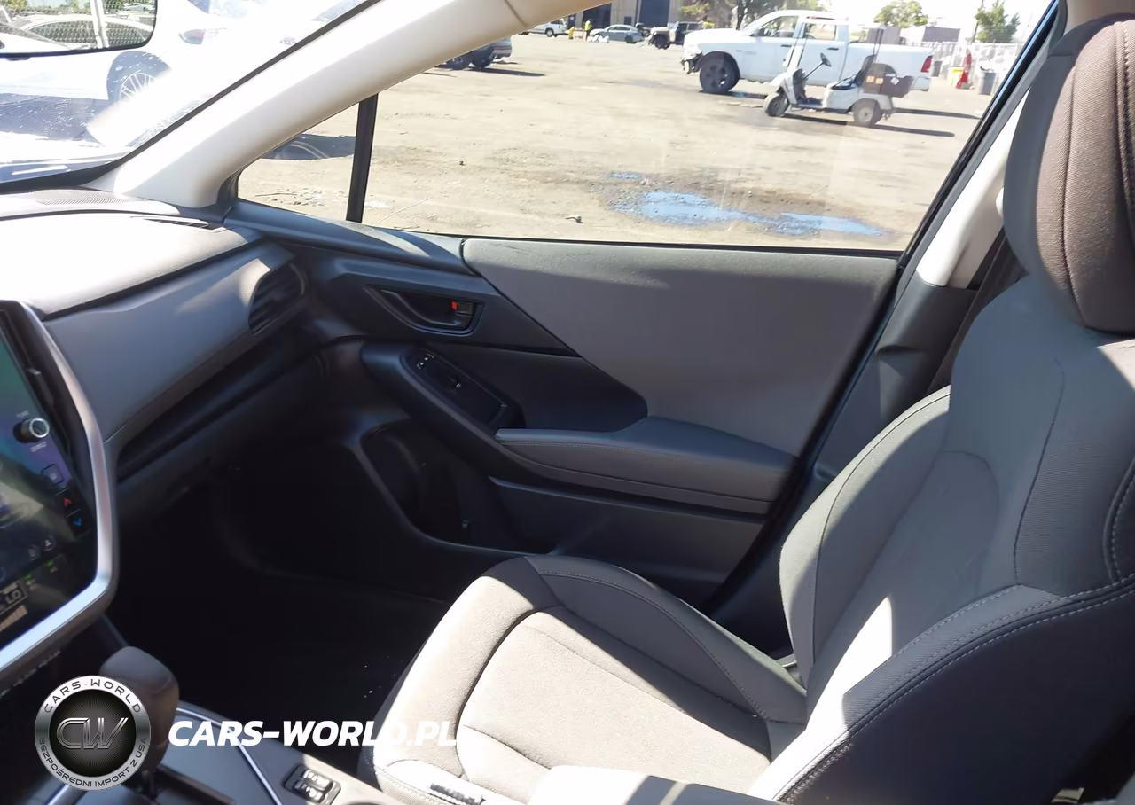 2025 Subaru Crosstrek Premium VIN:JF2GUHDC5S8221377 - 5