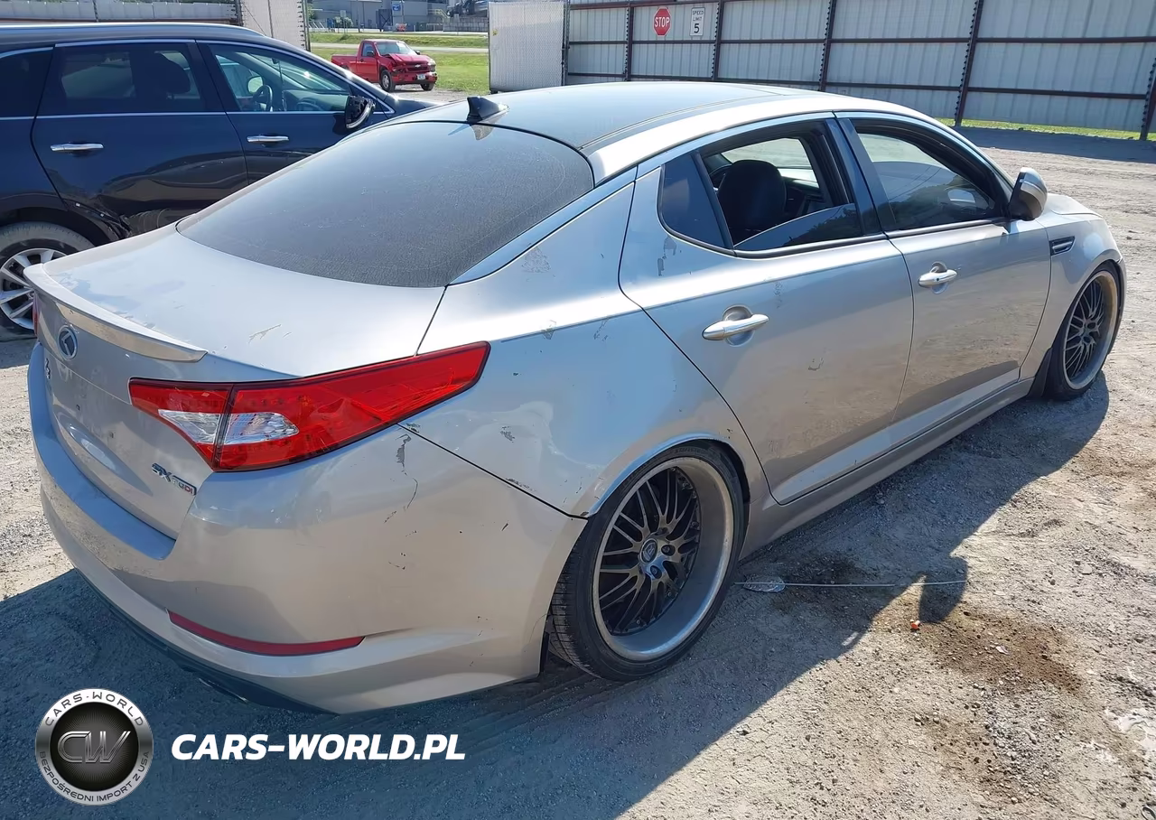 2013 Kia Optima Sx VIN:5XXGR4A62DG236815 - 4