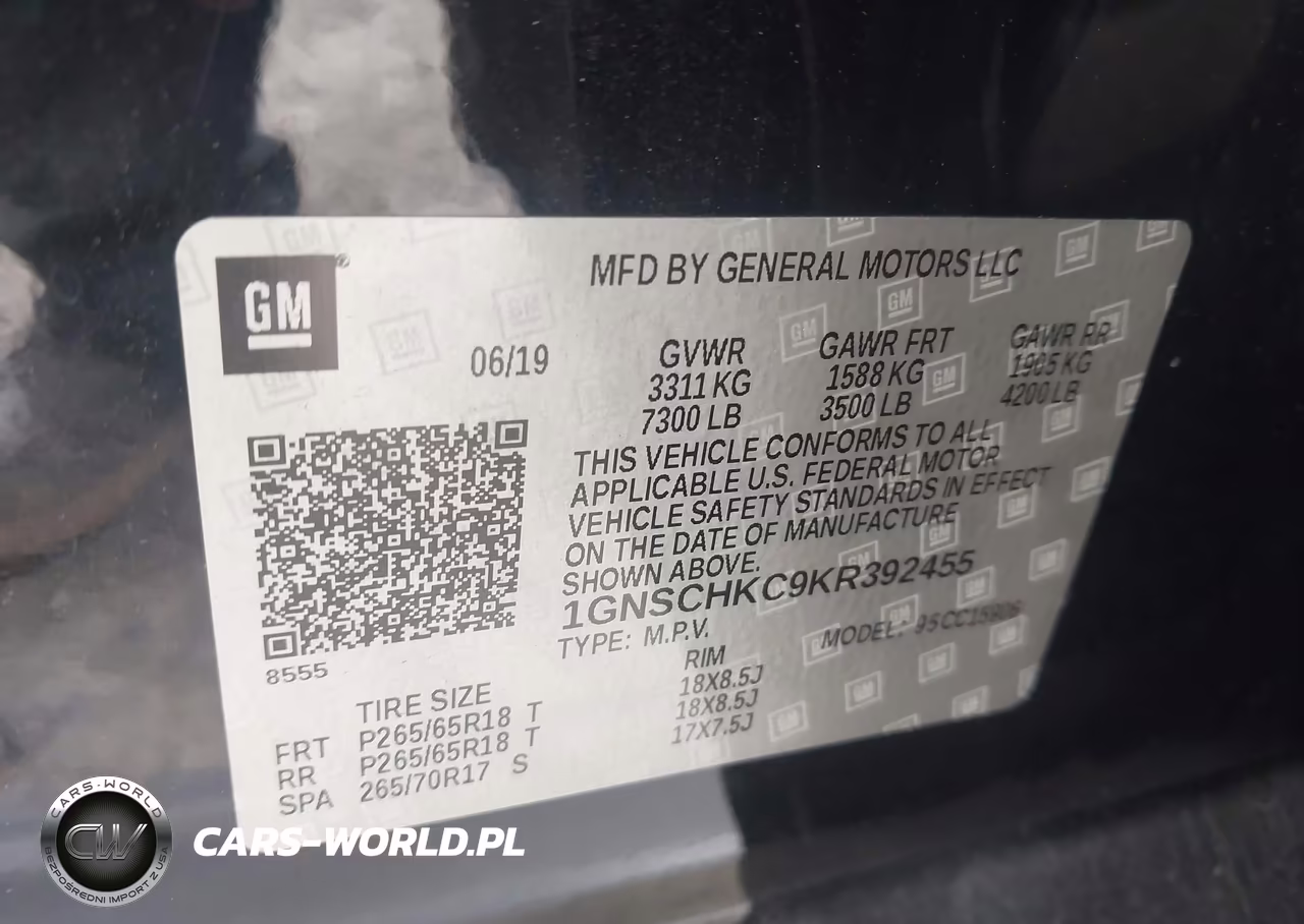 2019 Chevrolet Suburban Lt VIN:1GNSCHKC9KR392455 - 9
