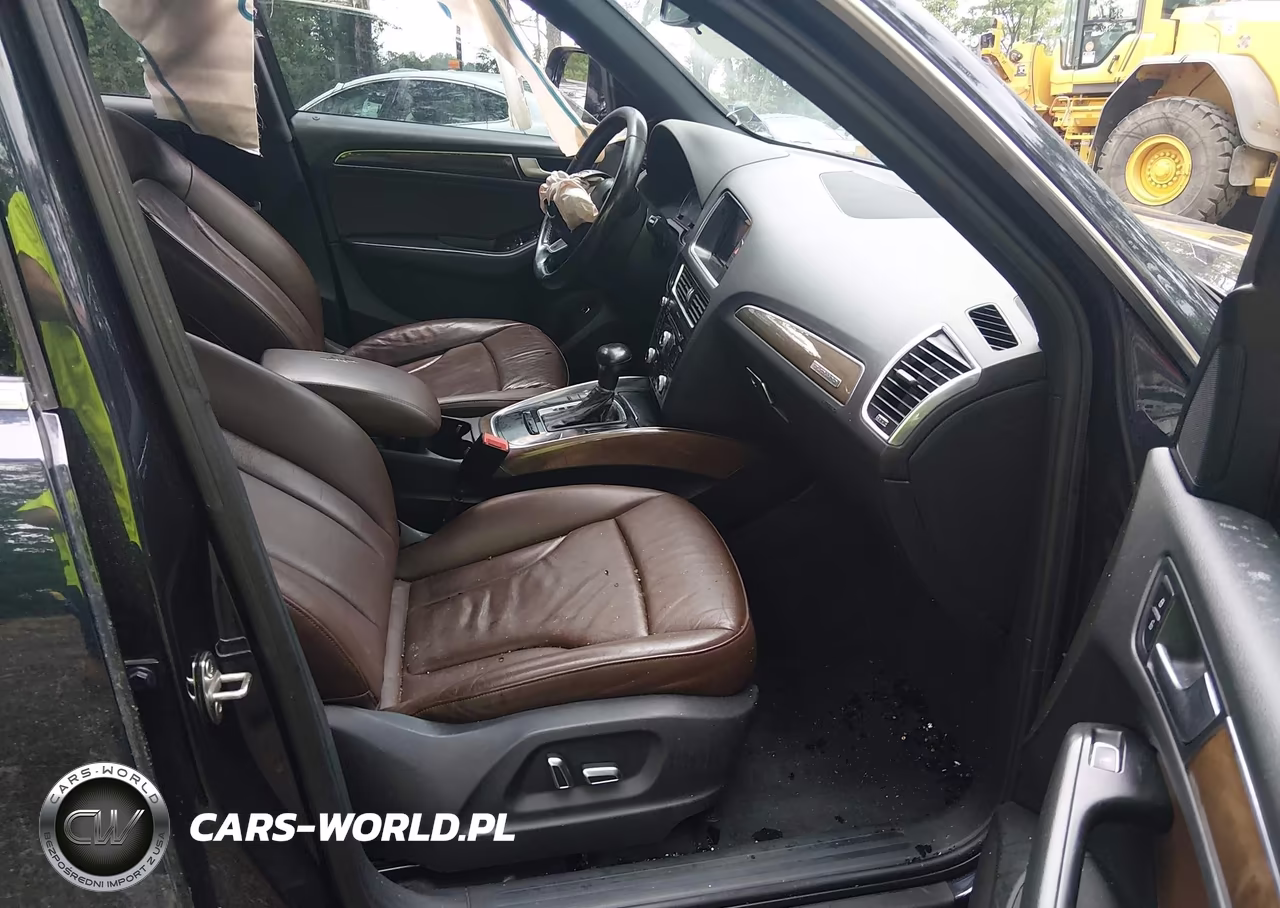 2017 Audi Q5 2.0T Premium VIN:WA1C2AFP7HA026564 - 5