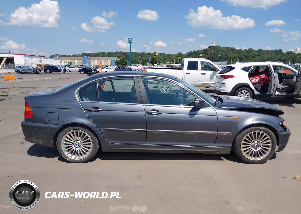 2003 BMW 3 Series 330I VIN:WBAEV53413KM28412 - 13