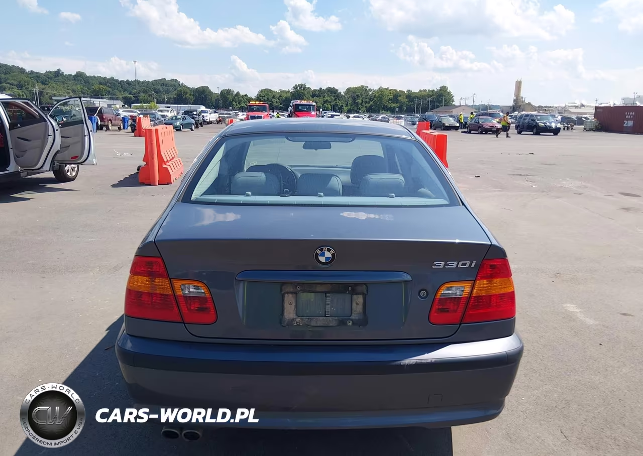 2003 BMW 3 Series 330I VIN:WBAEV53413KM28412 - 16