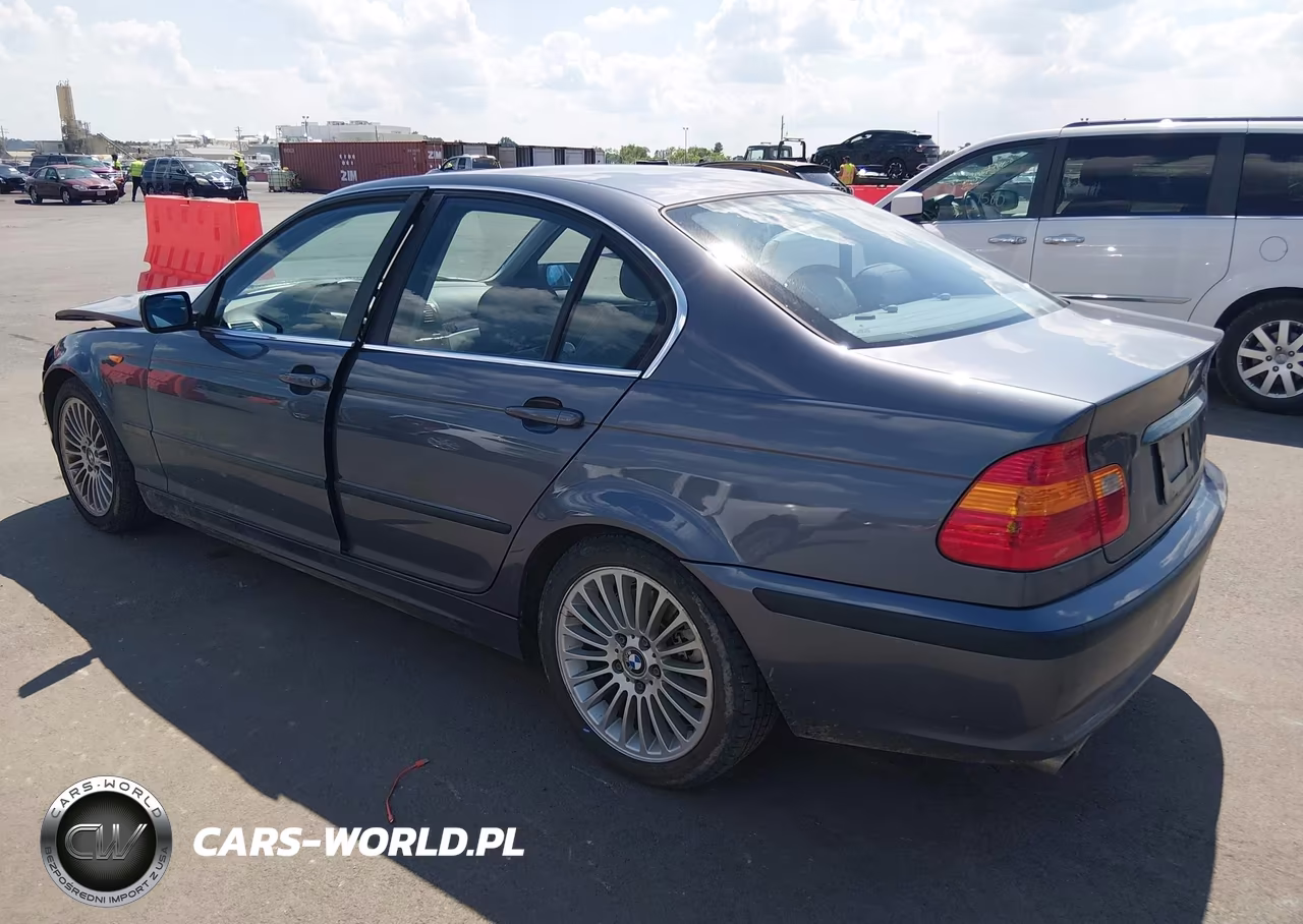 2003 BMW 3 Series 330I VIN:WBAEV53413KM28412 - 3