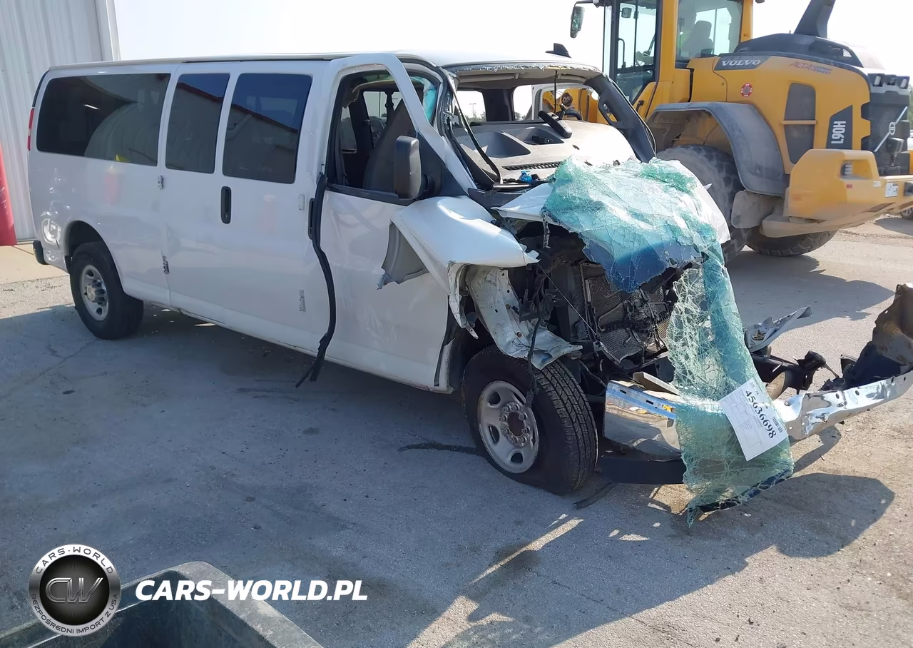 2018 Chevrolet Express 3500 Lt