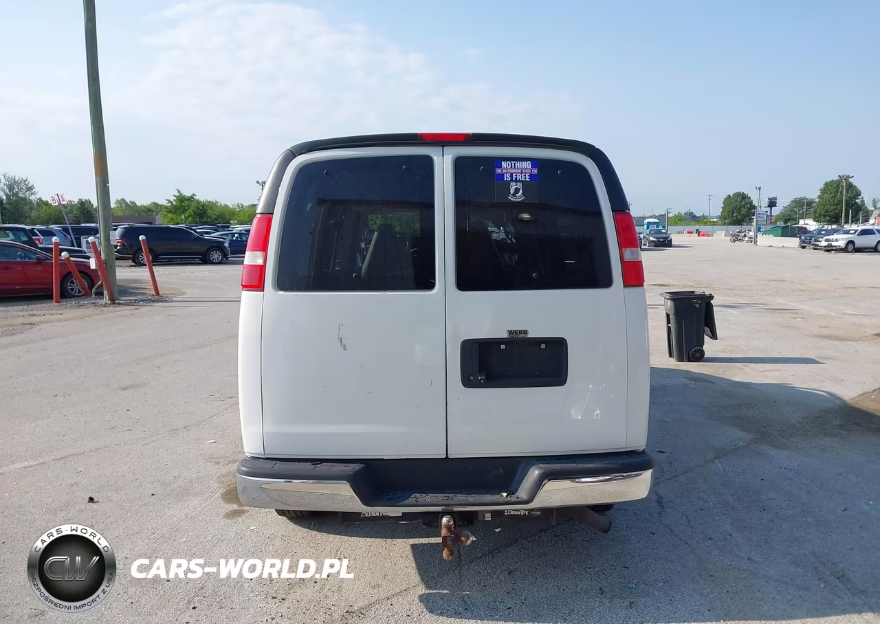 2018 Chevrolet Express 3500 Lt VIN:1GAZGPFG2J1282257 - 16