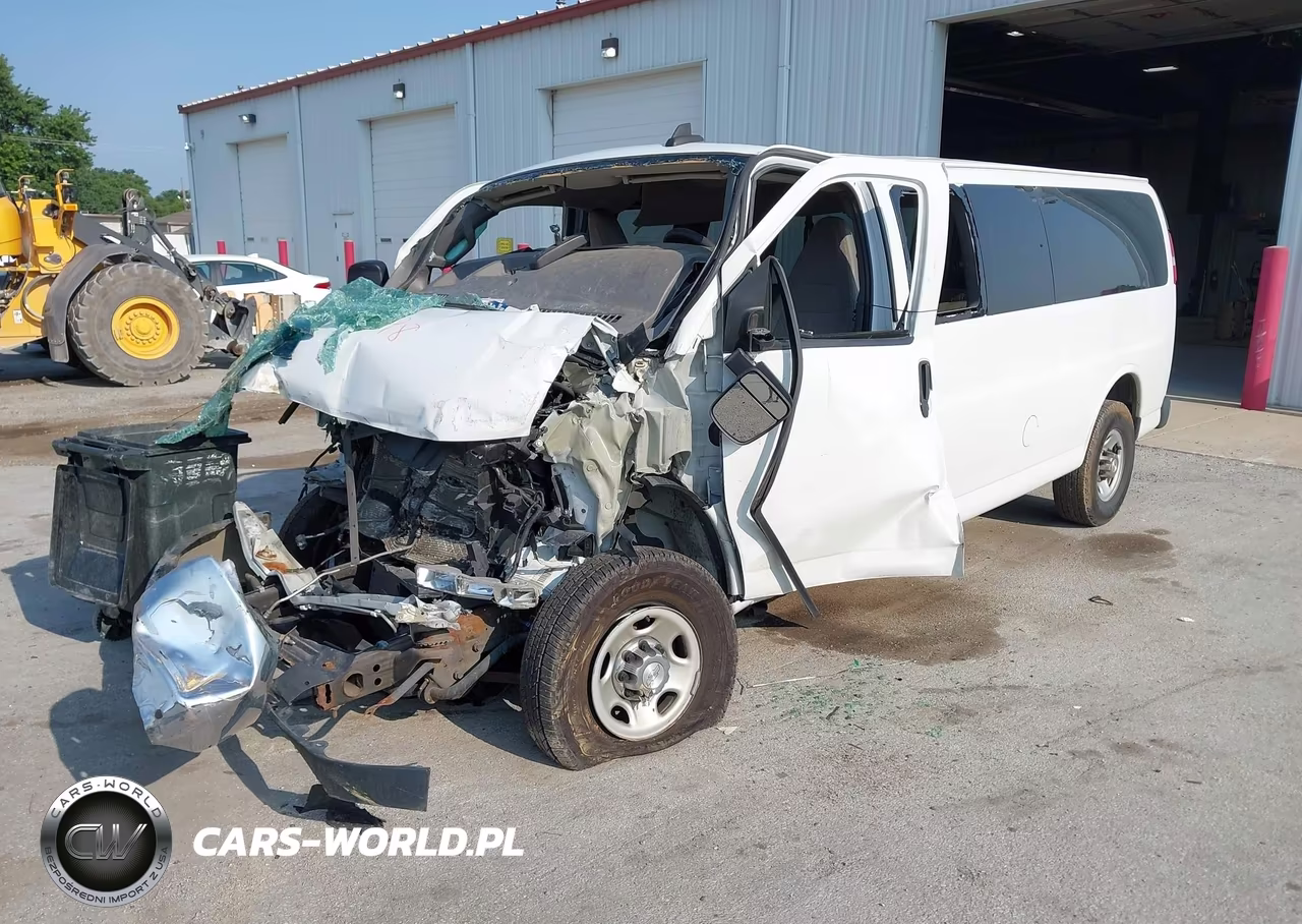 2018 Chevrolet Express 3500 Lt VIN:1GAZGPFG2J1282257 - 2